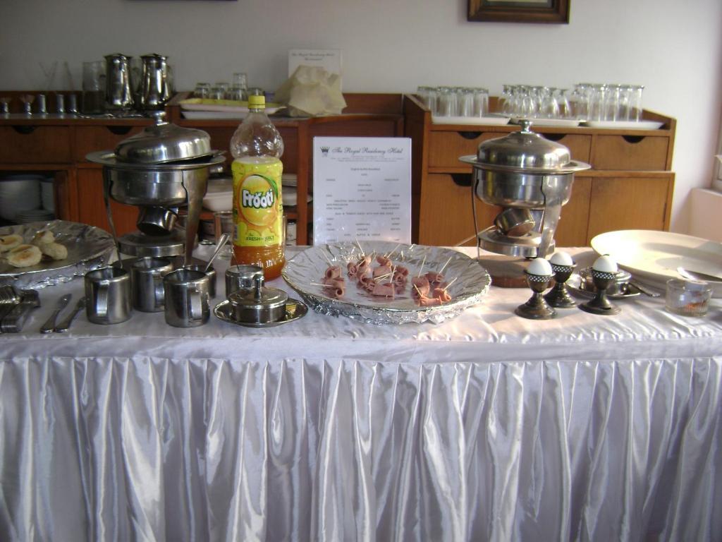 The Royal Residency Hotel Új-Delhi Szoba fotó